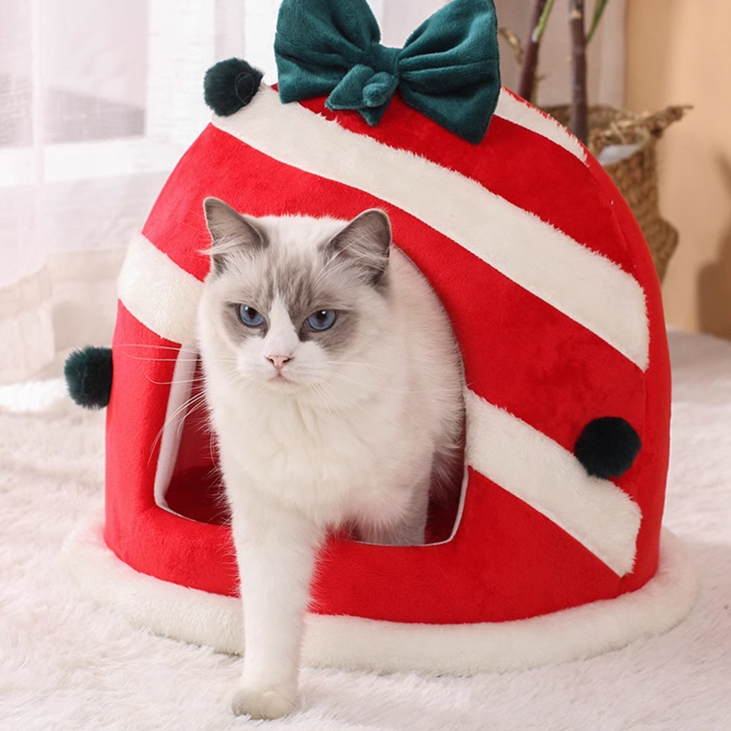 Christmas Gift Box Cat Bed Winter Warm Cave - DeeplPet