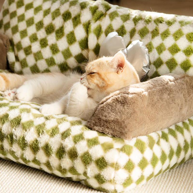 New Large Retro Diamond Grid Cat Bed Fluffy Couch Sofa - DeeplPet